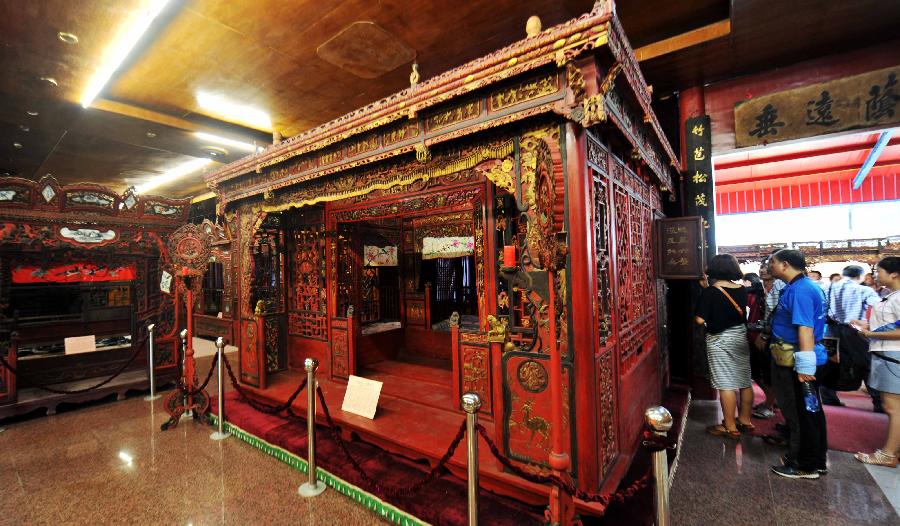 CHINA-HUNAN-CHANGSHA-CARVED BEDS-EXHIBITION (CN)