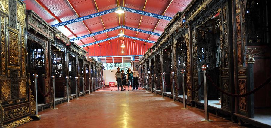 CHINA-HUNAN-CHANGSHA-CARVED BEDS-EXHIBITION (CN)