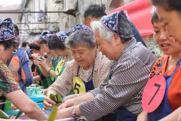 Various celebrations are going on as the Dragon Boat Festival nears. Dragon Boat Festival celebrations heat up
