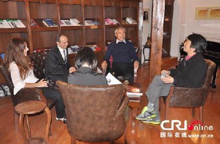 Chinese authors attend workshops with Turkish authors and readers.
